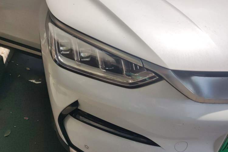 Used BYD Song PLUS New Energy 2021 EV Deluxe Model Right Front Headlight