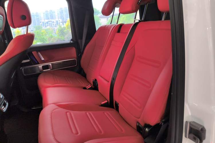 Used Mercedes-Benz G-Class 2022 G 500 Left Rear Seat