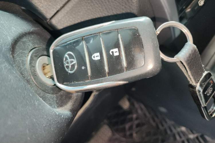 Used Toyota YARiS L Zhi Xuan 2021 X-Trail 1.5L CVT Leading Edition
