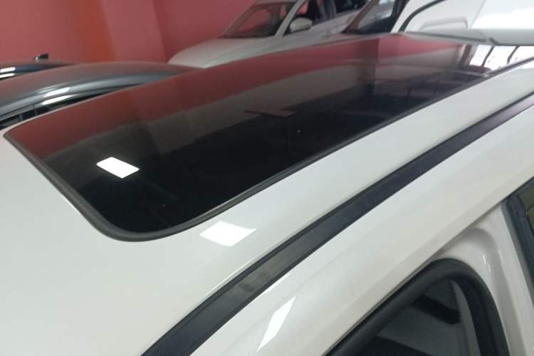 Used CHANGAN UNI-Z New Energy 2024 Blue Whale Smart Electric iDD 125km Beyond Edition Roof