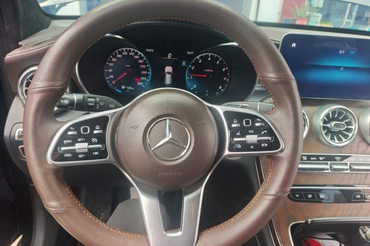 Used Mercedes-Benz GLC 2021 GLC 260 L 4MATIC Luxury Model Instrument Cluster