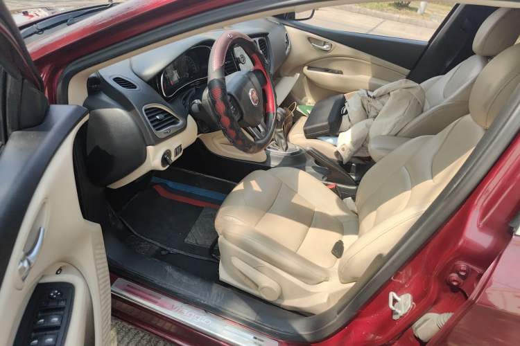 Used Fiat Viaggio 2012 1.4T Automatic Enjoyment Edition