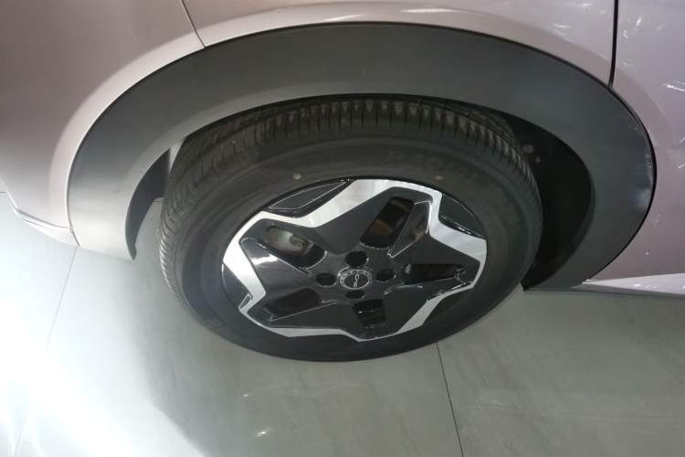 Used BYD Dolphin 2023 420 km Fashion Edition
