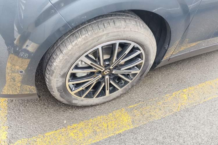 Used Leapmotor B10 2025 510 Comfort Edition Left Front Wheel Hub