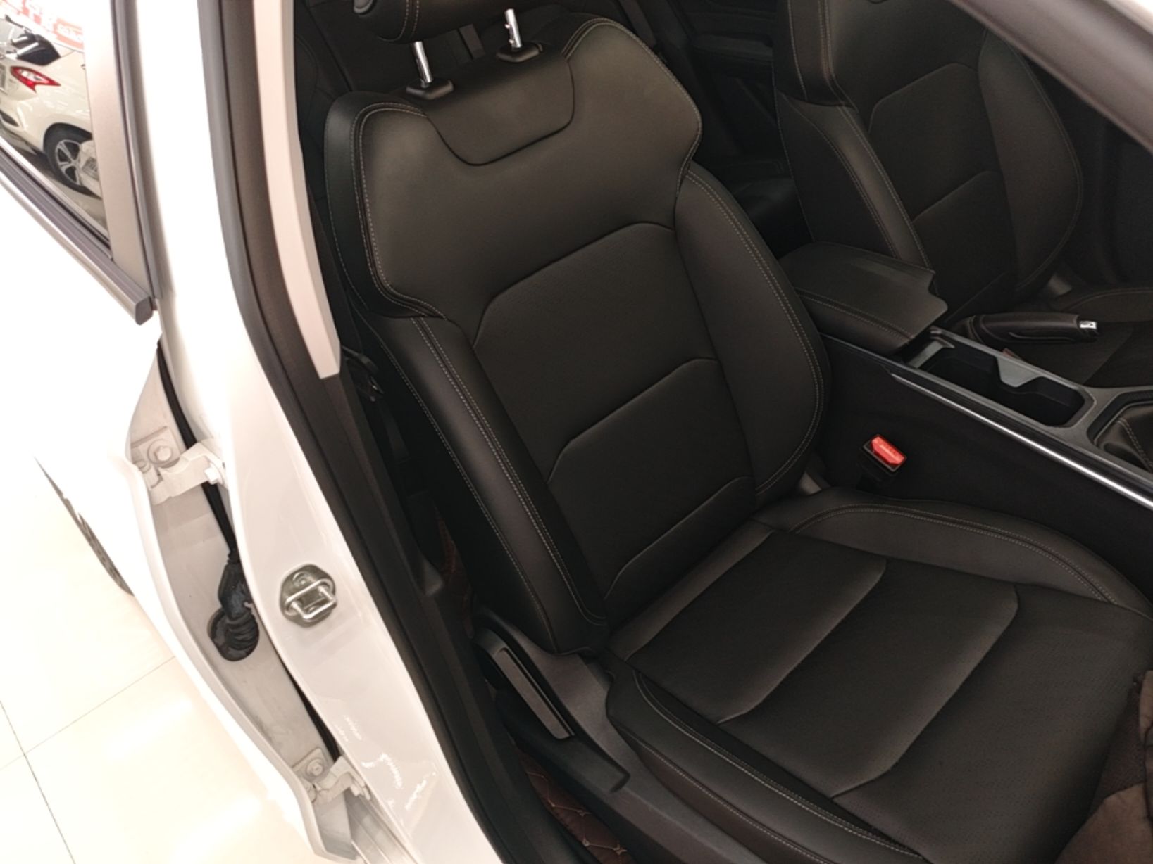 Geely Auto Emgrand 2022 4th Generation 1.5L Manual Luxury Model — снимка 19