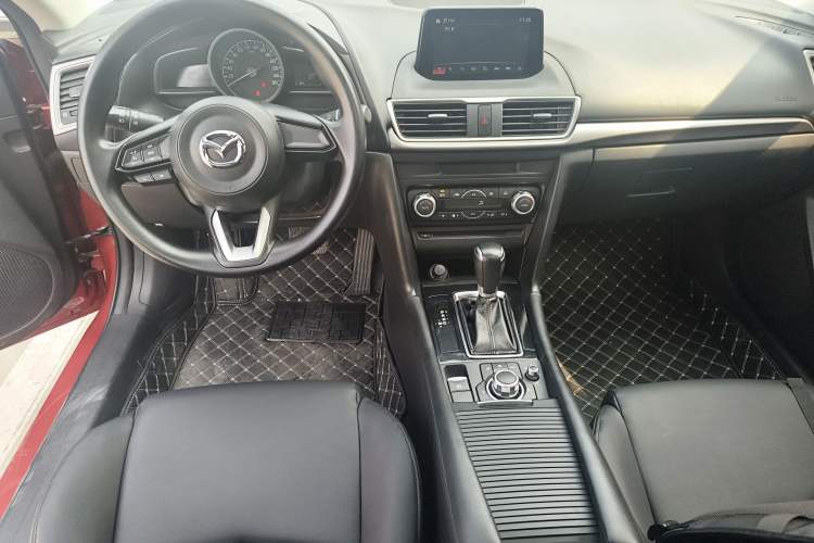 Used Mazda Mazda 3 Axela 2017 Sedan 1.5L Automatic Luxury Model Emission Standard China V