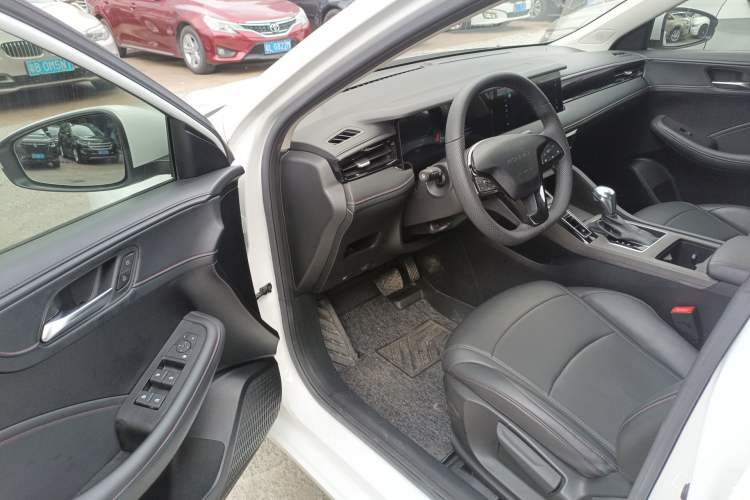 Used Roewe i5 2023 1.5L CVT Luxury Edition