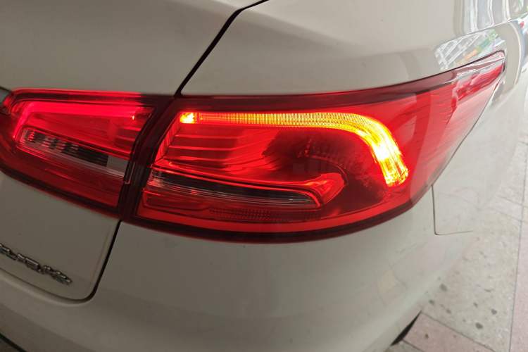 Used Ford Escort 2019 Revised 1.5L Automatic ZhiXiang Version (Tire Pressure Monitoring) China VI Standard
