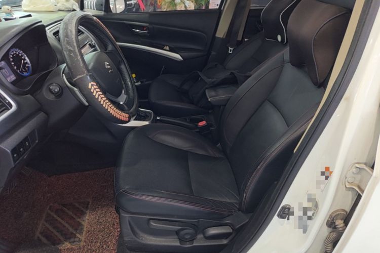 Used Suzuki S-Cross 2014 1.6L CVT Two-Wheel Drive Elite Version
