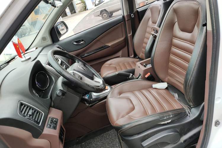 Used FORTHING SX6 2016 1.6L CVT Luxury Model
