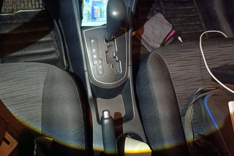 Used Hyundai Verna Ray 2014 1.4L Automatic GLX
