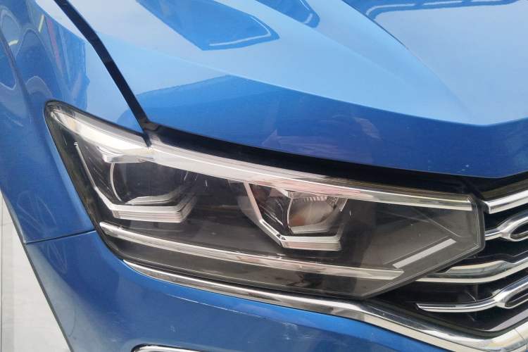 Used Volkswagen Tayron 2019 330TSI Two-Wheel-Drive Luxury Version China V Emission Standard
