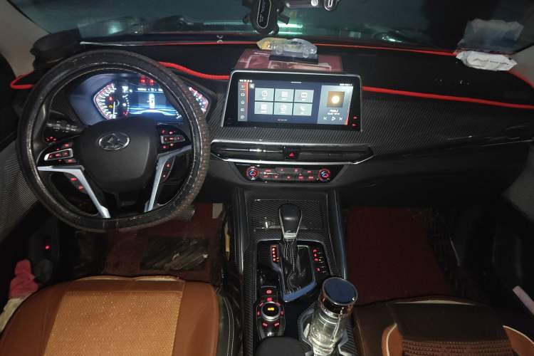 Used SAIC MAXUS D90 2017 2.0T Automatic All-Wheel Drive Sirius