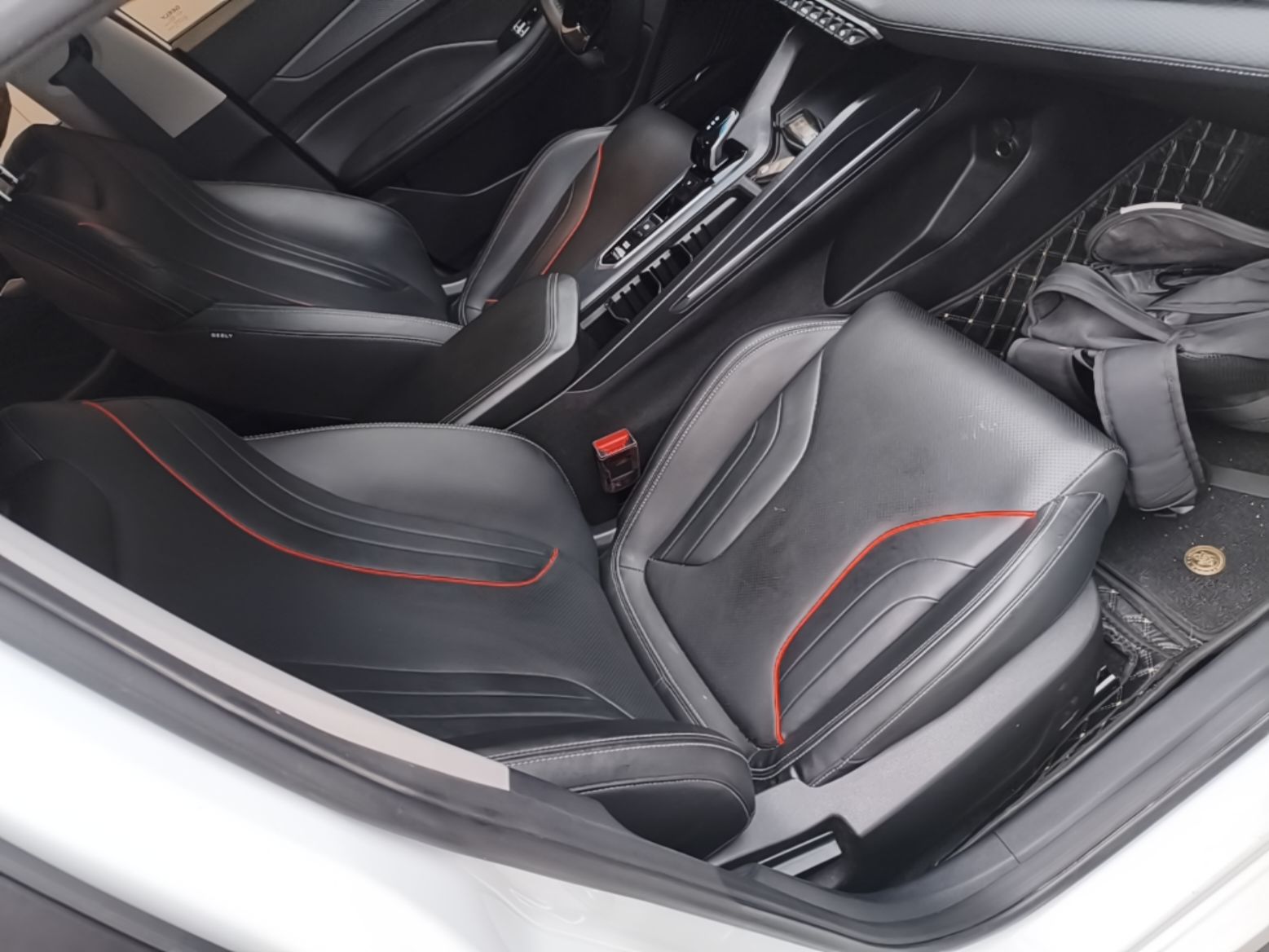 Geely Auto Binray 2024 Binrui COOL 1.5T DCT Longteng Edition — снимка 19
