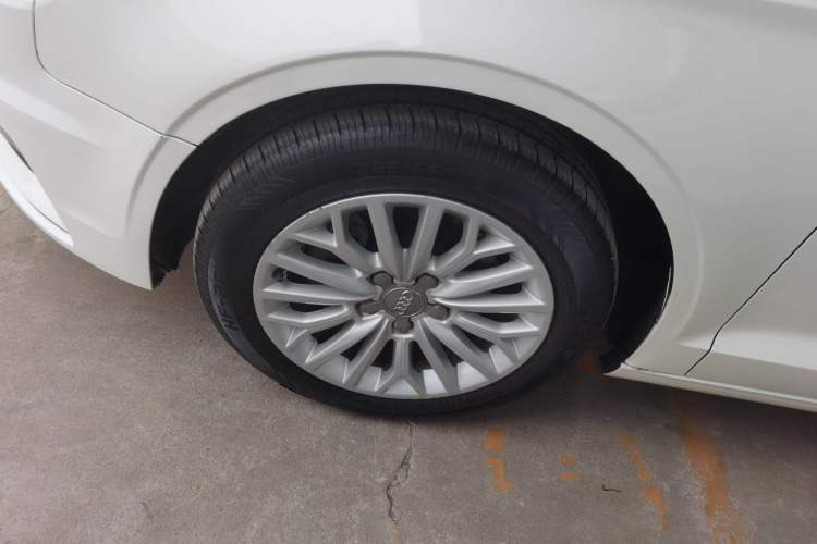 Used Audi A3 2014 Limousine 35 TFSI Automatic Advanced Model