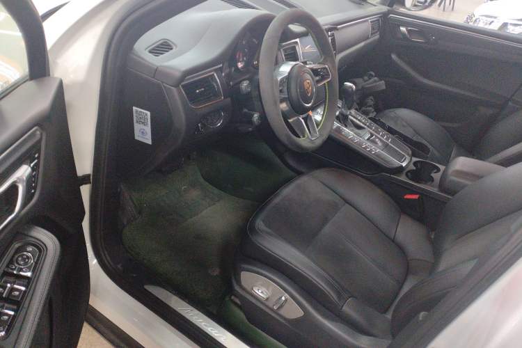 Used Porsche Macan 2017 Macan 2.0T Driver Seat