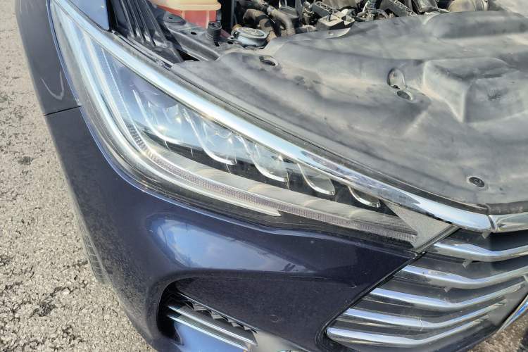 Used BYD Song MAX 2017 1.5T Manual Smart Connect Luxury 7-Seater
