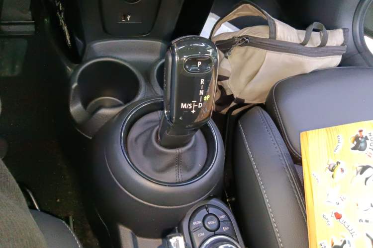 Used MINI 2022 Updated 1.5T COOPER Classic Edition
