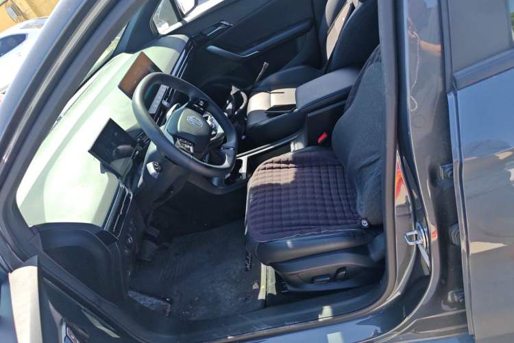 Used MG 4 EV 2023 415 km Range Sea-Faring Champion Edition
