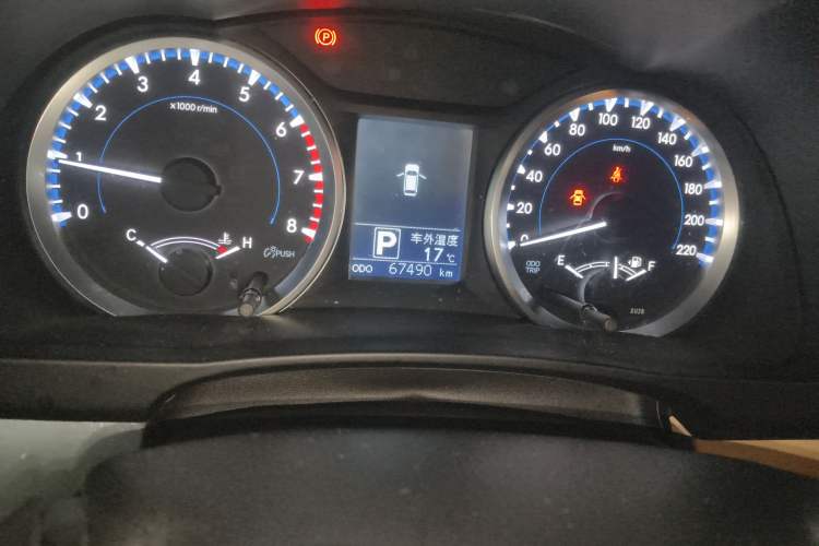 Used Toyota Highlander 2018 2.0T Four-Wheel Drive Elite Edition 7 Seats China VI Standard
