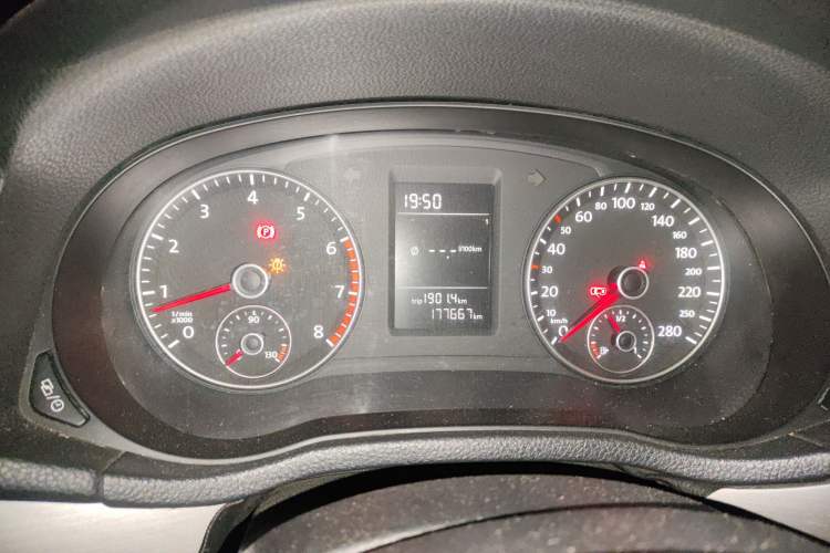 Used Volkswagen Passat 2013 1.4TSI Manual Luxury Edition
