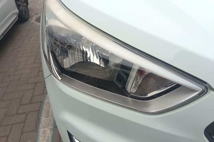 Used Hyundai ix25 2015 1.6L Automatic Two-Wheel Drive Smart GLS Trim