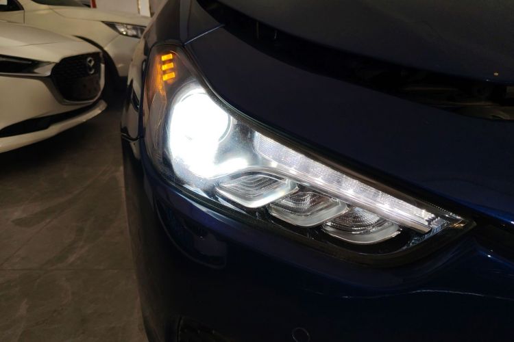 Used Maserati Ghibli 2017 3.0T Standard Edition Right Front Headlight