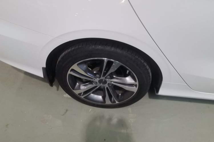 Used Geely Auto Binray 2019 200T DCT Binzhi Edition Exterior 3