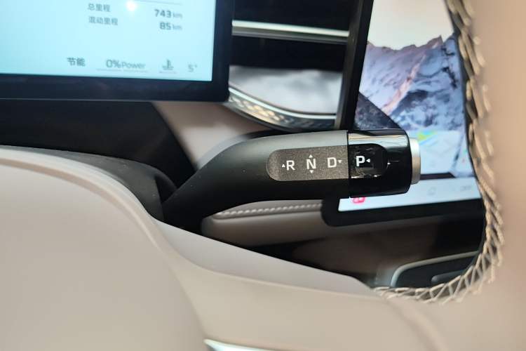 Used Roewe M7 DMH 2025 Model 160km Comfort Version
