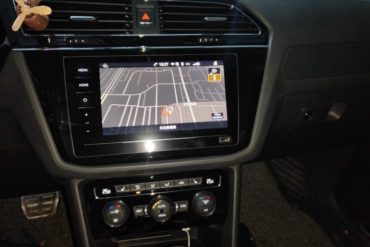 Used Volkswagen Tiguan L 2021 330TSI Automatic Two-Wheel Drive R-Line Enhanced Edition
