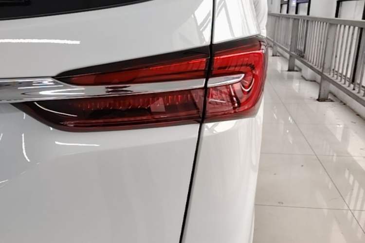 Used Buick GL8 2022 Land Business Class 652T Luxury Model