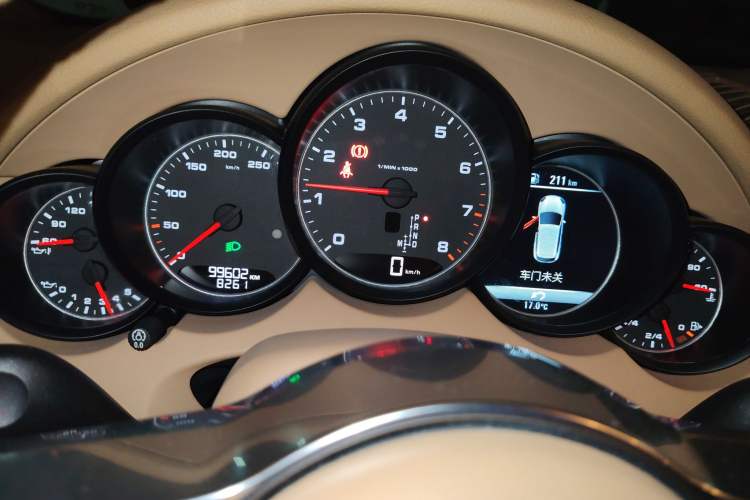 Used Porsche Cayenne 2016 Cayenne Platinum Edition 3.0T