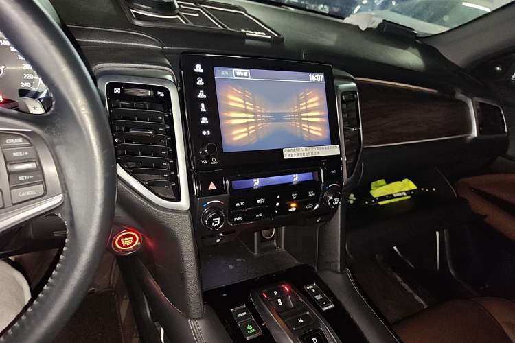 Used Honda UR-V 2017 370TURBO 2WD Prestige Edition China V Audio And AC Panel