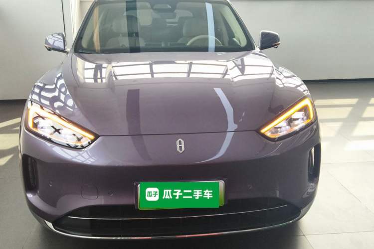 Used Hima AITO M5 2025 Extended-Range Ultra All-Wheel-Drive Version Front