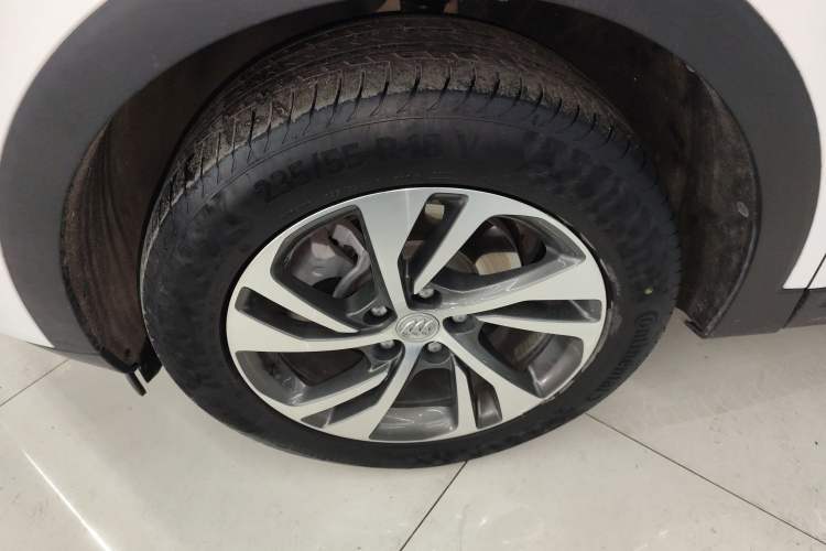 Used Buick Envision 2020 Onix S 652T Two-Wheel Drive Elite Model