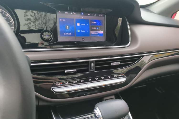 Used GAC Trumpchi M6 2019 270T DCT Luxury Edition (7-seater) China VI Audio And AC Panel