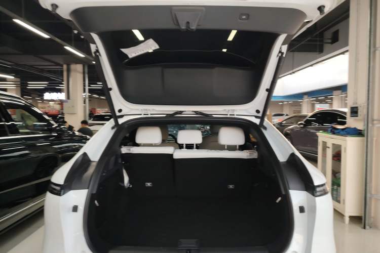 Used XPeng G6 2023 580 Long-Range Pro