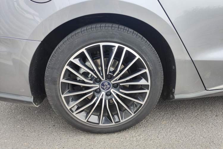 Used BYD Han 2020 EV Long-Range Luxury Model