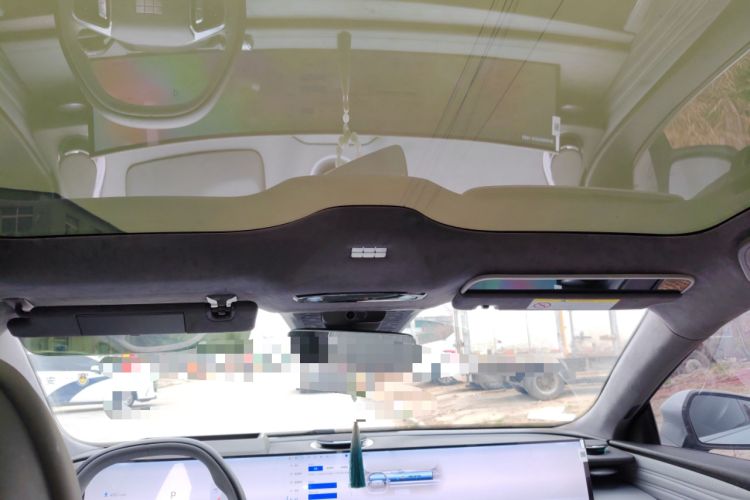 Used Geely Galaxy E8 2024 665 km Range Rear-Drive Starship Long-Range Version
