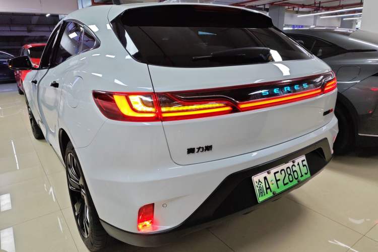 Used SERES SF5 2020 Four-Wheel Drive High-Performance Sports Edition
