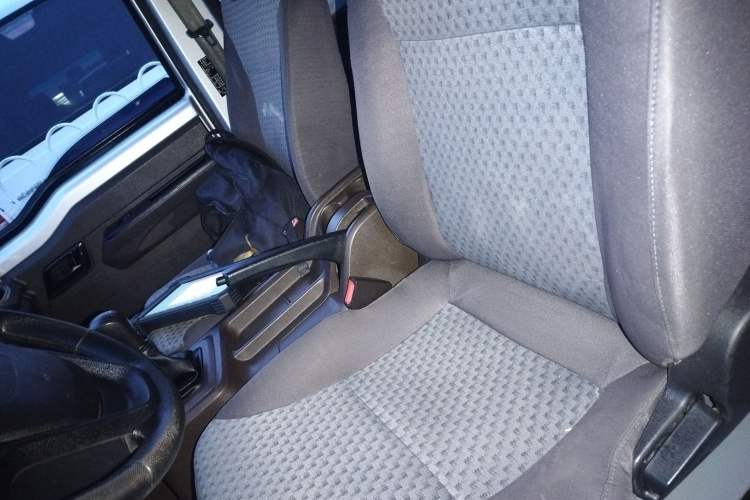 Used Wuling Rongguang New Truck 2021 1.5L Rural Version LV1 Extended Double-Cab L3C
