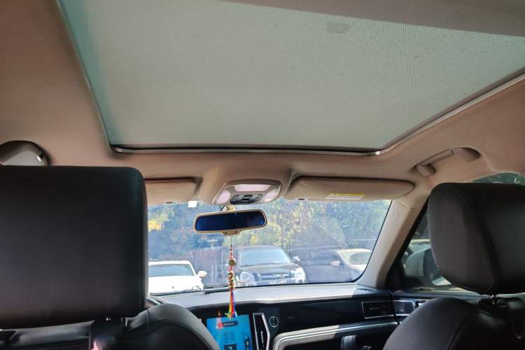 Used Zotye T700 2017 1.8T Dual-Clutch Prestige Model