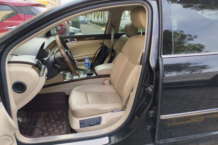 Used Volkswagen Phaeton 2011 3.6L V6 5-Seater Extended Comfort Version
