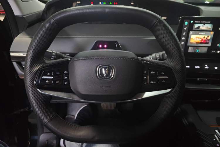 Used CHANGAN UNI-K iDD 2022 Blue Whale iDD 130km 1.5T Prestige Model Steering Wheel