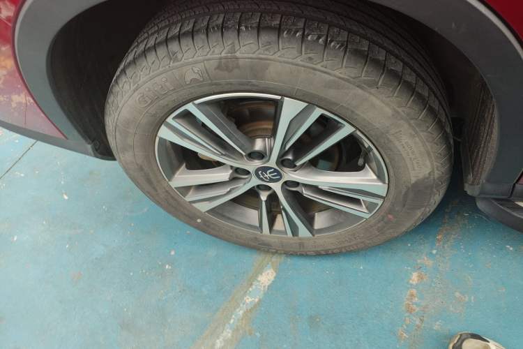 Used BYD Song Pro 2019 1.5T Automatic Elite Edition Right Rear Wheel Hub