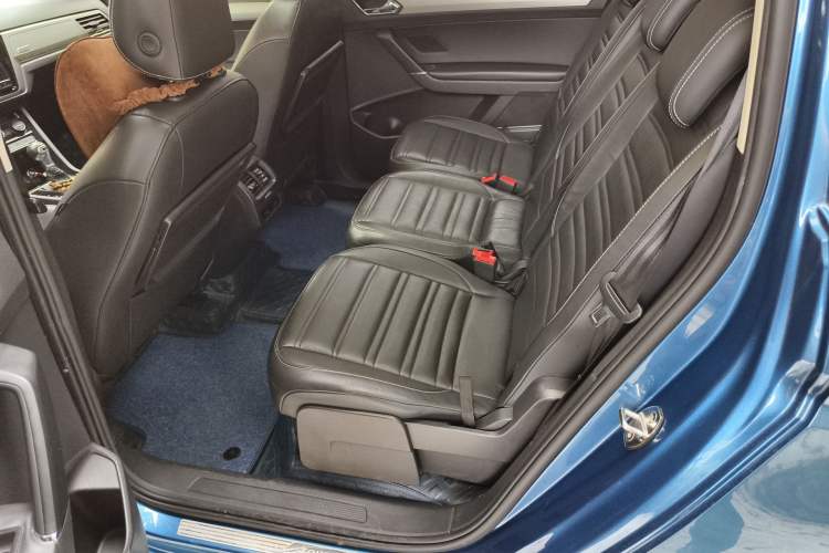 Used Volkswagen Touran 2016 Volkswagen Touran L 280TSI DSG Comfort Edition Left Rear Seat