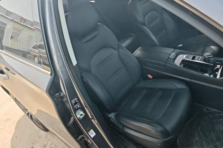 Used GAC Trumpchi GS4 PLUS 2021 270T Automatic Galaxy Edition Right Front Seat