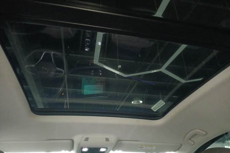 Used Volkswagen Viloran 2022 380TSI Prestige Edition
