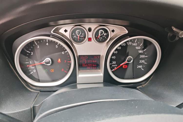 Used Ford Focus 2013 Hatchback Classic 1.8L Manual Base Model