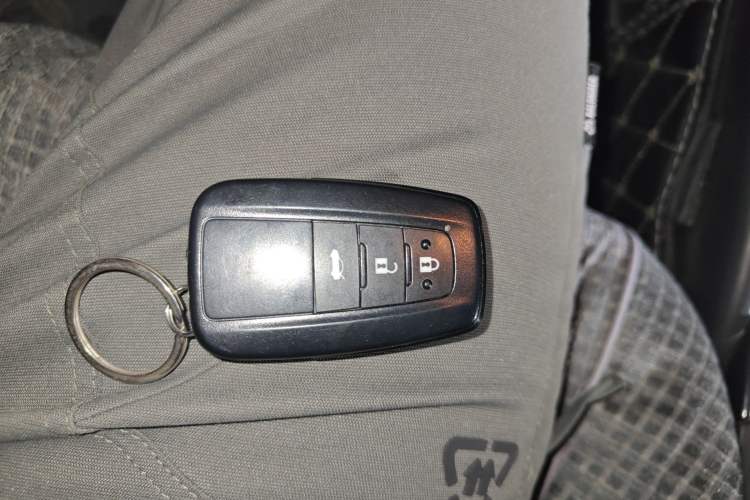 Used Toyota Corolla 2019 Dual-Engine 1.8L E-CVT GL-i Elite Edition Vehicle Key